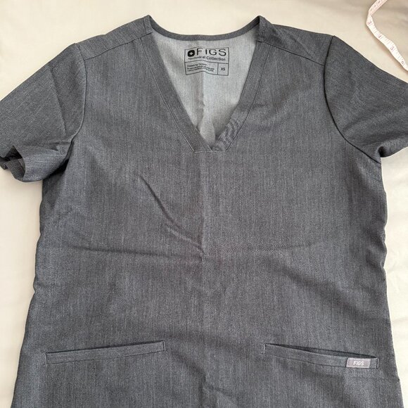 Figs extra small grey scrub top - Picture 1 of 3